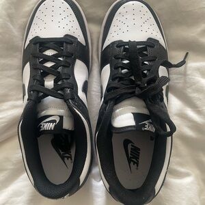 Women’s Nike Low Dunks Panama